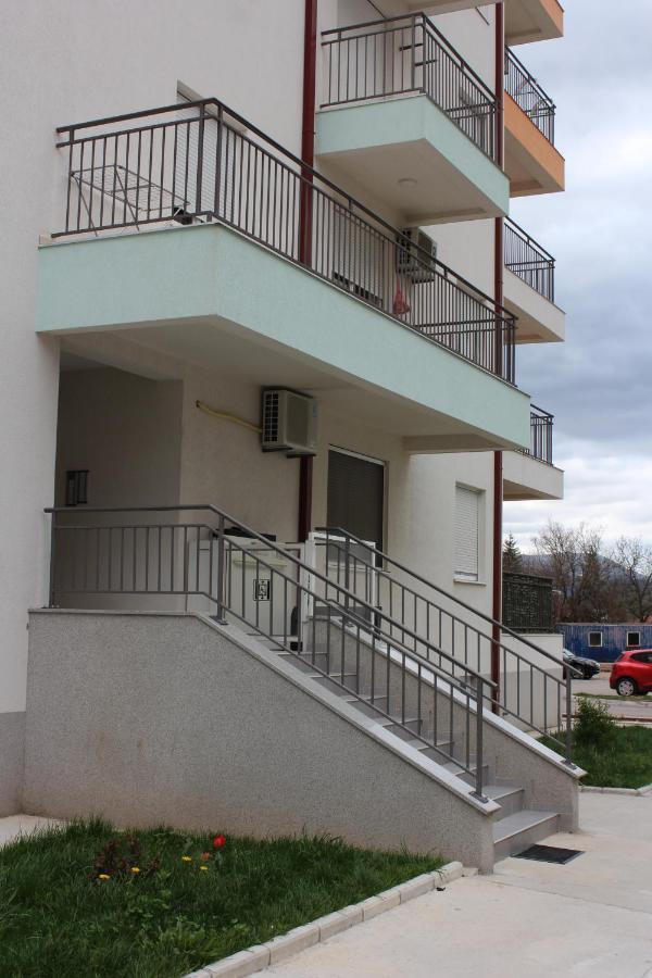 Apartment Anagastum Niksic Ngoại thất bức ảnh
